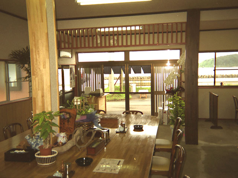 店内2